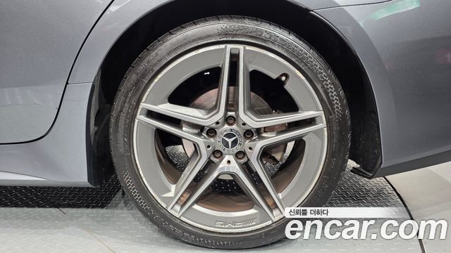 Mercedes-Benz CLS-Class 2022 — photo 7