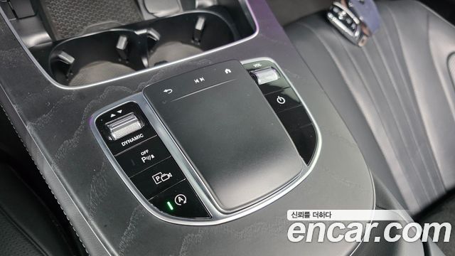 Mercedes-Benz CLS-Class 2022 — photo 27