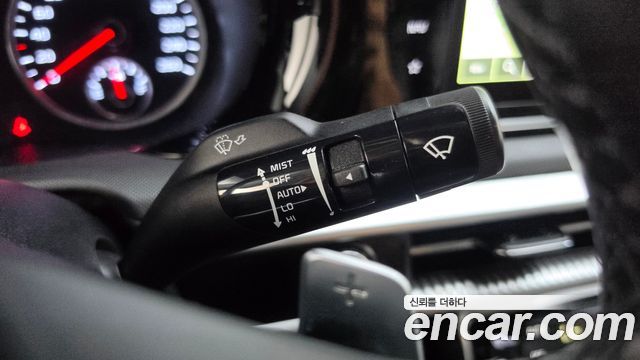 Kia K5 2022 — photo 29
