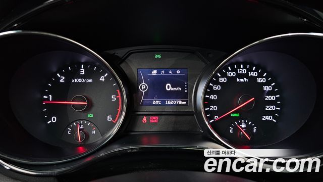 Kia Canival 2016 — photo 11