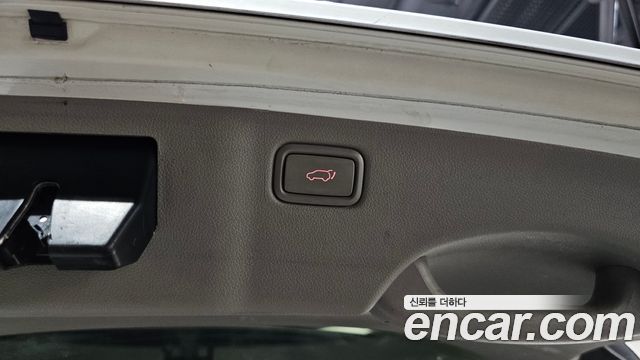 Kia Canival 2016 — photo 27