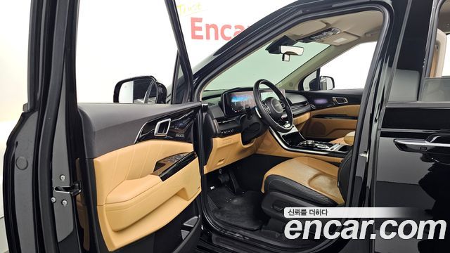 Kia Canival 2023 — photo 13