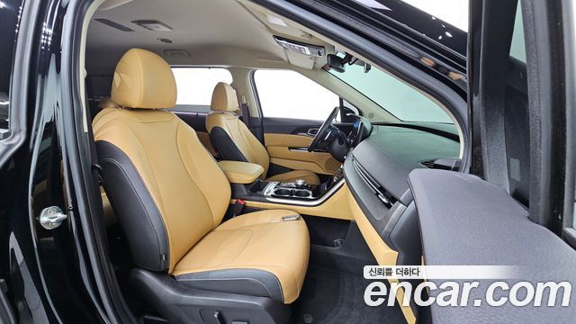 Kia Canival 2023 — photo 18