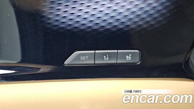 Kia Canival 2023 — photo 20