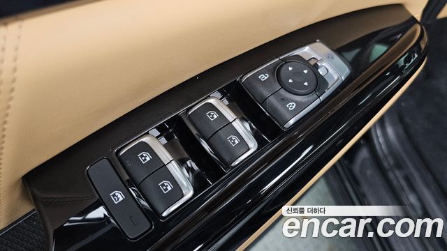 Kia Canival 2023 — photo 21