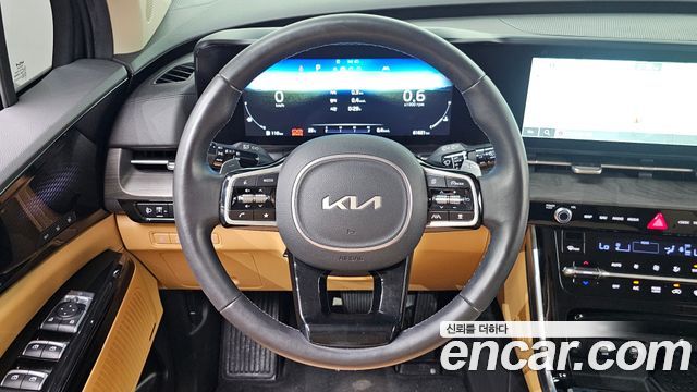 Kia Canival 2023 — photo 23