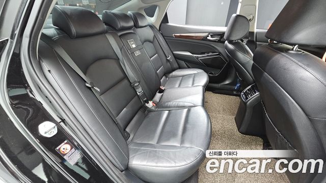 Kia K7 2016 — photo 17