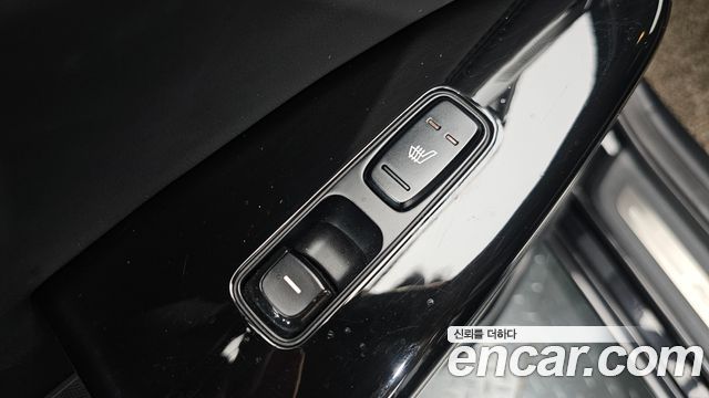 Kia K7 2016 — photo 25