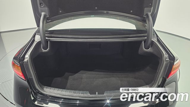 Kia K7 2016 — photo 26