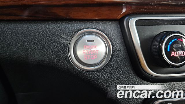 Kia K7 2016 — photo 28
