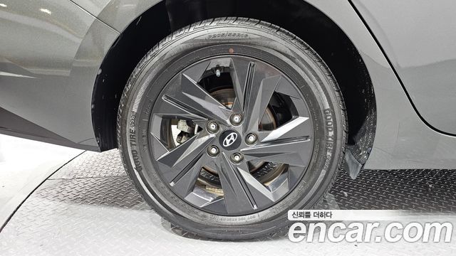 Hyundai AVANTE 2021 — photo 5