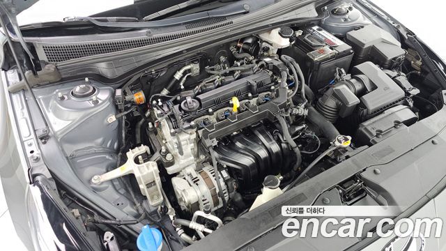 Hyundai AVANTE 2021 — photo 6