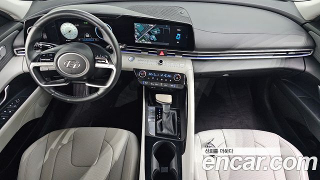 Hyundai AVANTE 2021 — photo 10