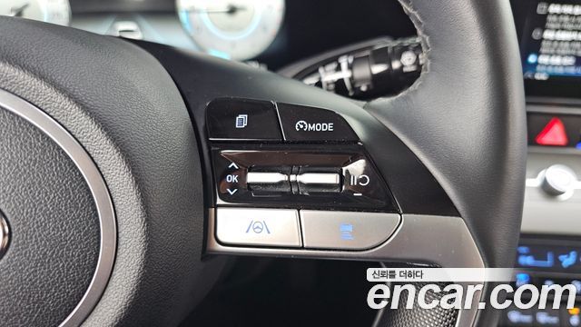 Hyundai AVANTE 2021 — photo 28