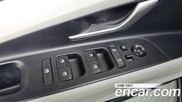 Hyundai AVANTE 2021 — photo 29