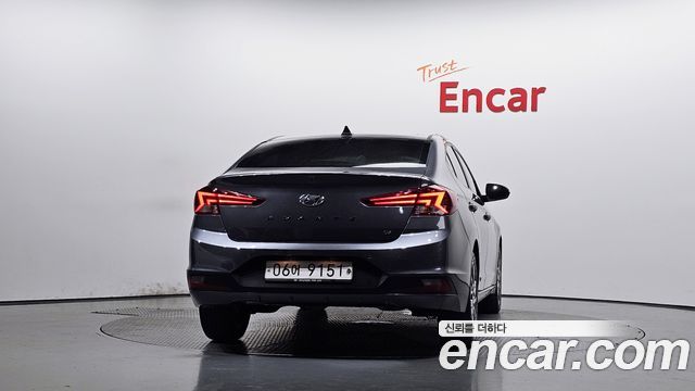 Hyundai AVANTE 2019 — photo 4