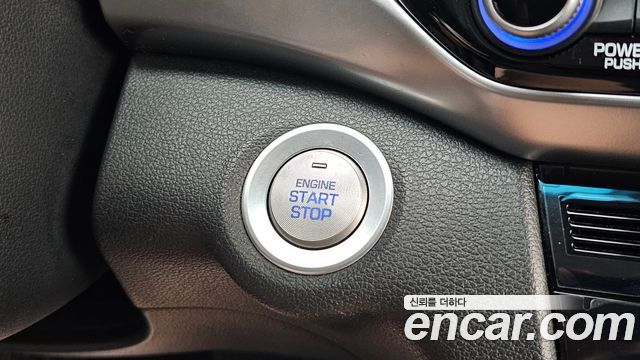 Hyundai AVANTE 2019 — photo 29