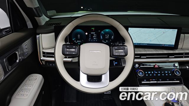 Hyundai Santafe 2025 — photo 18