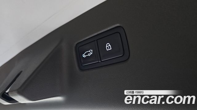 Hyundai Santafe 2025 — photo 25