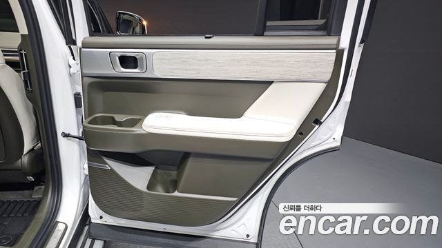 Hyundai Santafe 2025 — photo 15