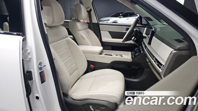 Hyundai Santafe 2025 — photo 16