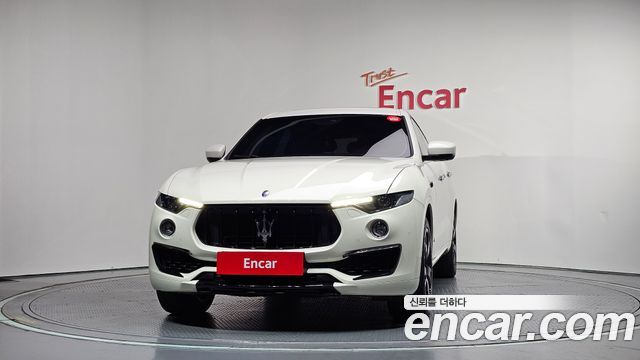 Maserati Levante 2018 — photo 3