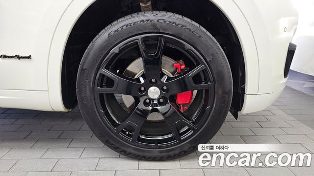 Maserati Levante 2018 — photo 7