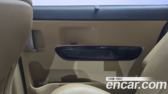 Kia Canival 2018 — photo 15