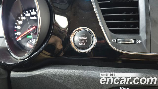 Kia Canival 2018 — photo 29