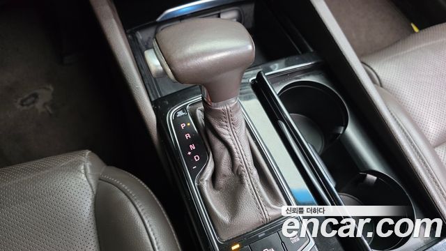 Kia K7 2016 — photo 9
