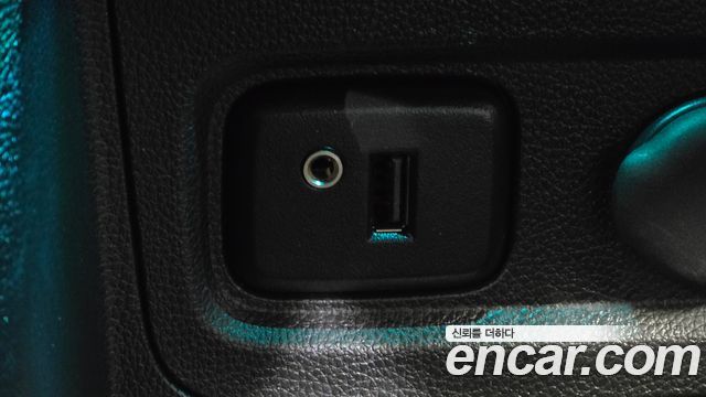 Chevrolet Korea Spark 2018 — photo 23
