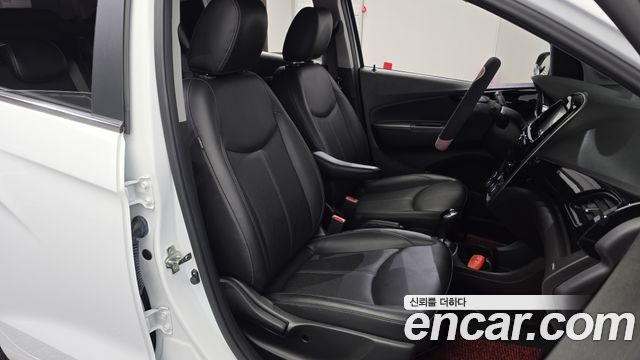 Chevrolet Korea Spark 2018 — photo 16
