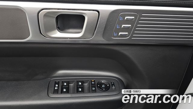 Hyundai Santafe 2024 — photo 25