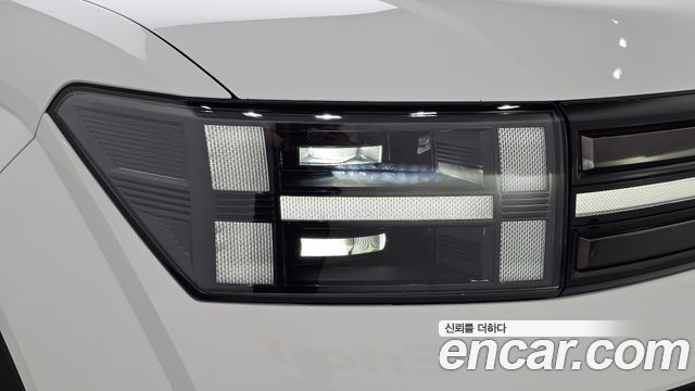 Hyundai Santafe 2024 — photo 8