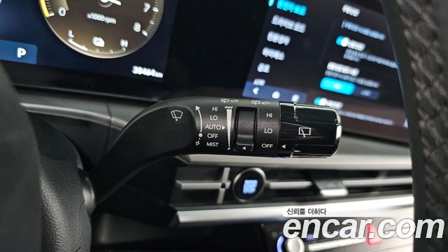 Hyundai Santafe 2024 — photo 29