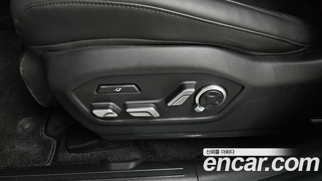 Hyundai Santafe 2024 — photo 30