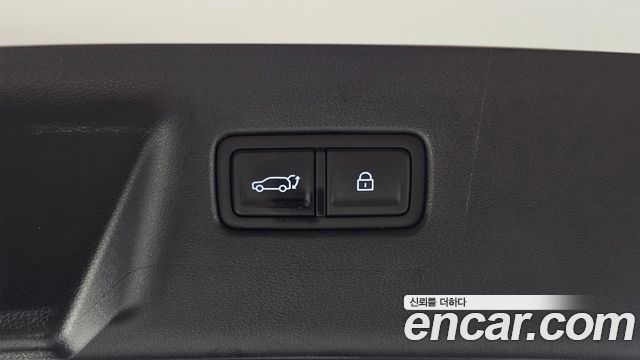 Hyundai Santafe 2024 — photo 34