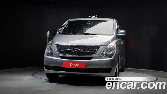 Hyundai Starex 2011 — photo 3