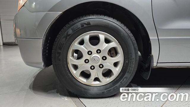 Hyundai Starex 2011 — photo 5