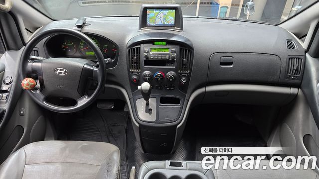 Hyundai Starex 2011 — photo 7