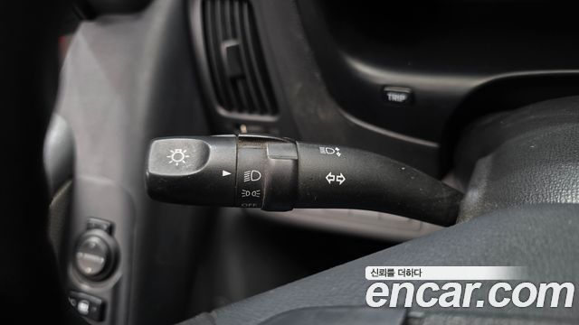Hyundai Starex 2011 — photo 17