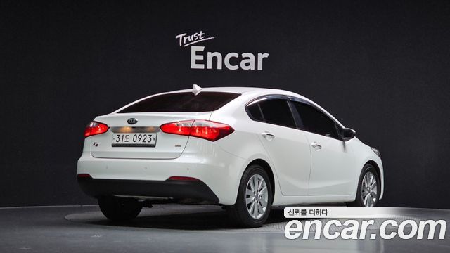 Kia K3 2013 — photo 2