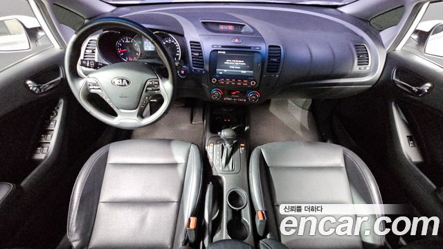 Kia K3 2013 — photo 7