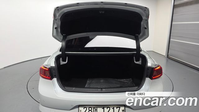 Renault Korea SM6 2017 — photo 26