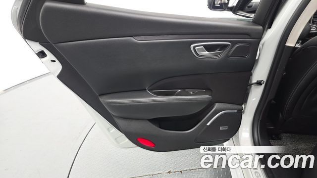 Renault Korea SM6 2017 — photo 15