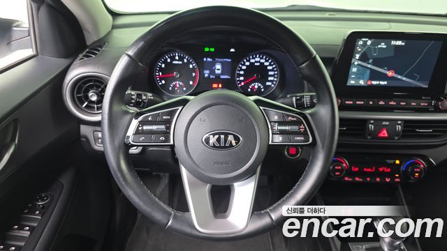 Kia K3 2020 — photo 19