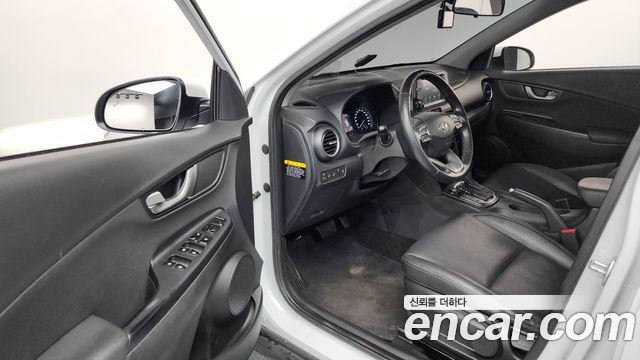Hyundai Kona 2018 — photo 13