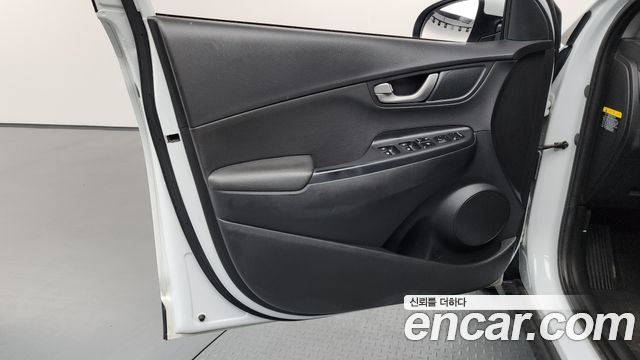 Hyundai Kona 2018 — photo 14