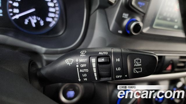 Hyundai Kona 2018 — photo 29