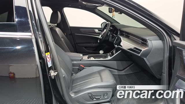 Audi A6 2023 — photo 11